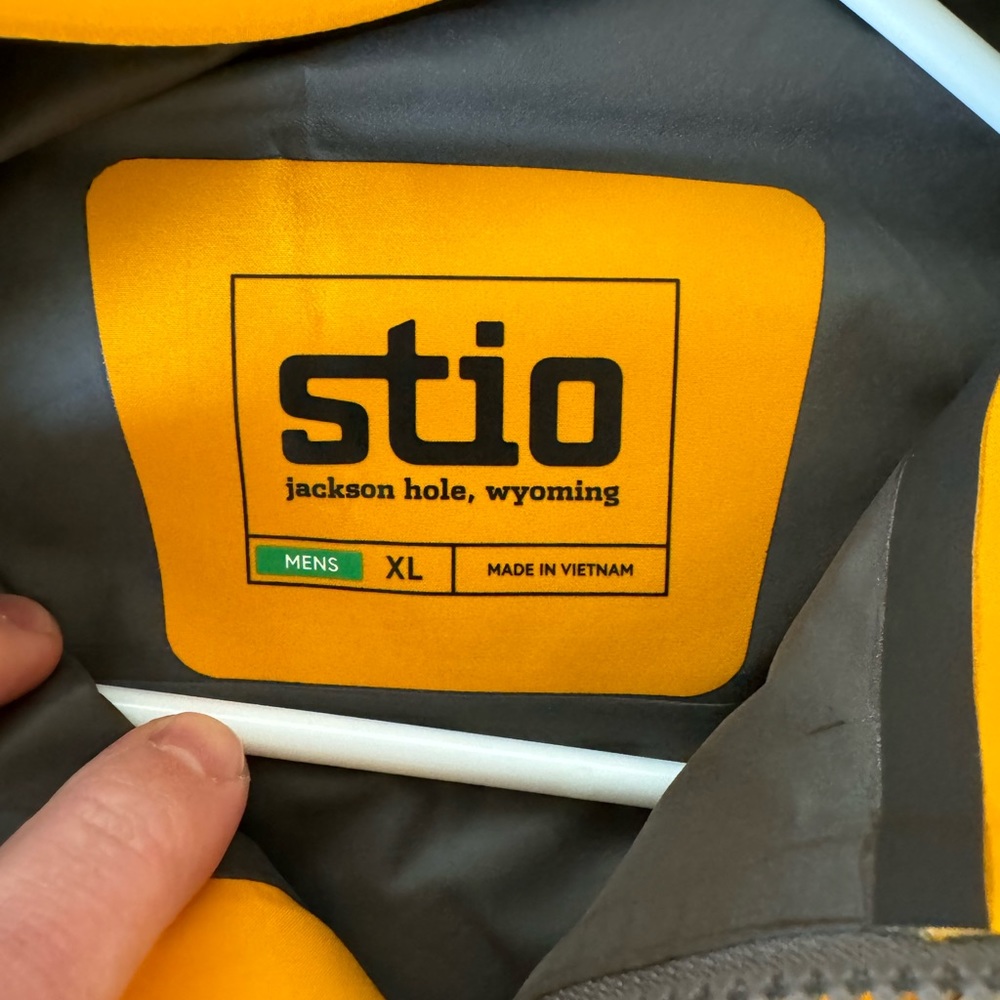Stio GoreTex Shell - Picture 5 of 5